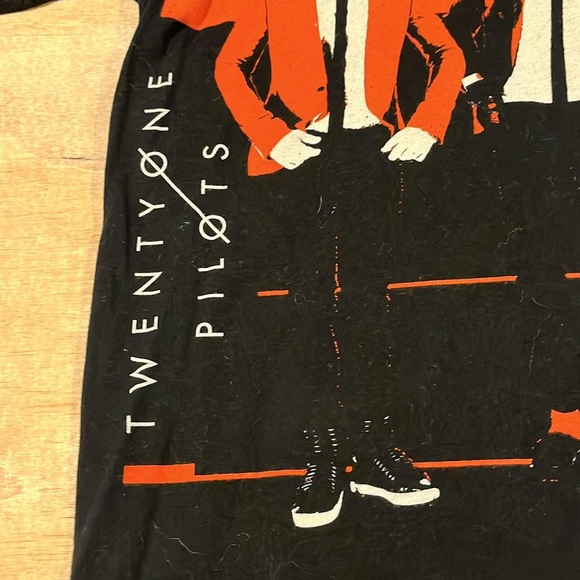 TwentyOne Pilots TOP 2016 Emotional Roadshow Official Tee - Picture 3 of 10